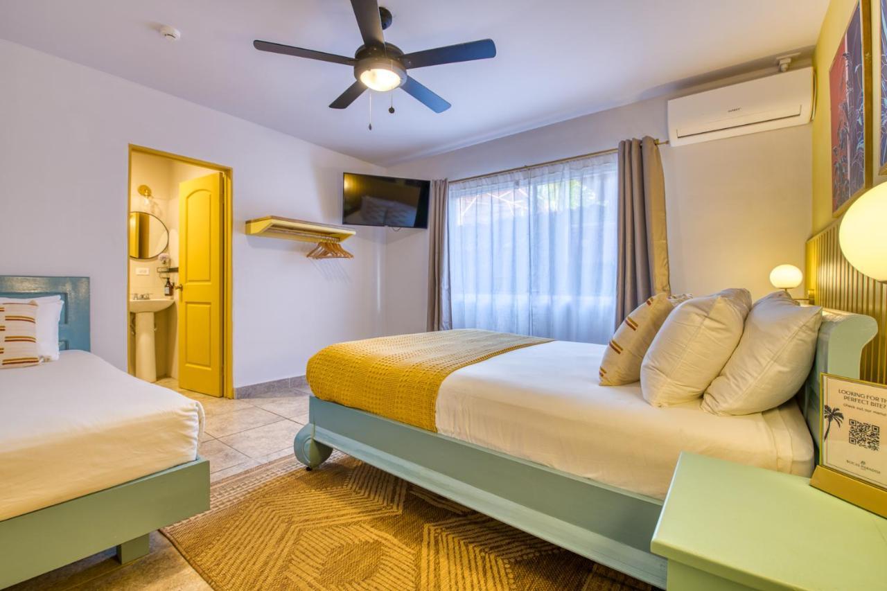 Bocas Paradise Hotel Bocas Town Bagian luar foto