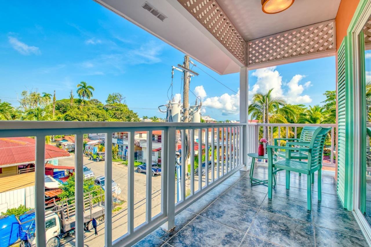 Bocas Paradise Hotel Bocas Town Bagian luar foto