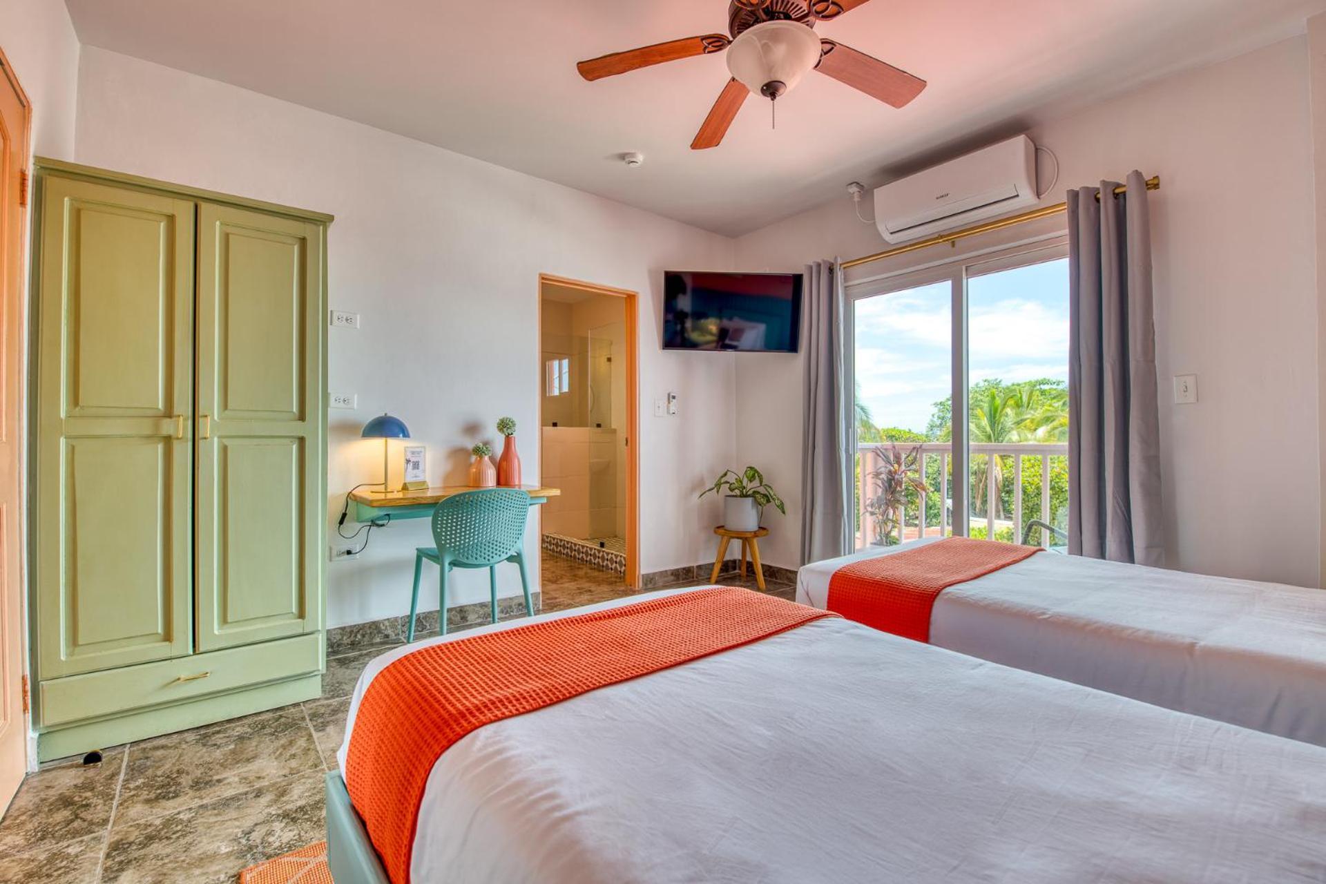 Bocas Paradise Hotel Bocas Town Bagian luar foto